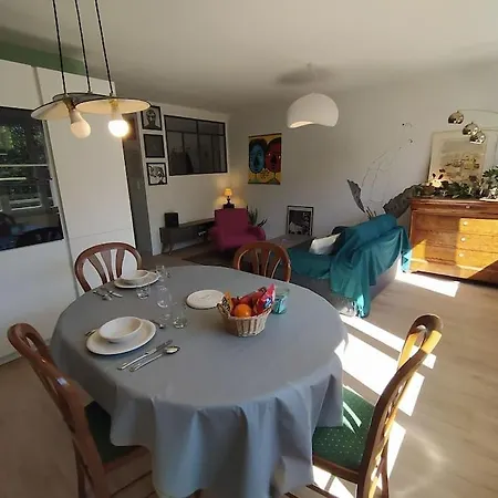 Proche De La Gare Apartmán *